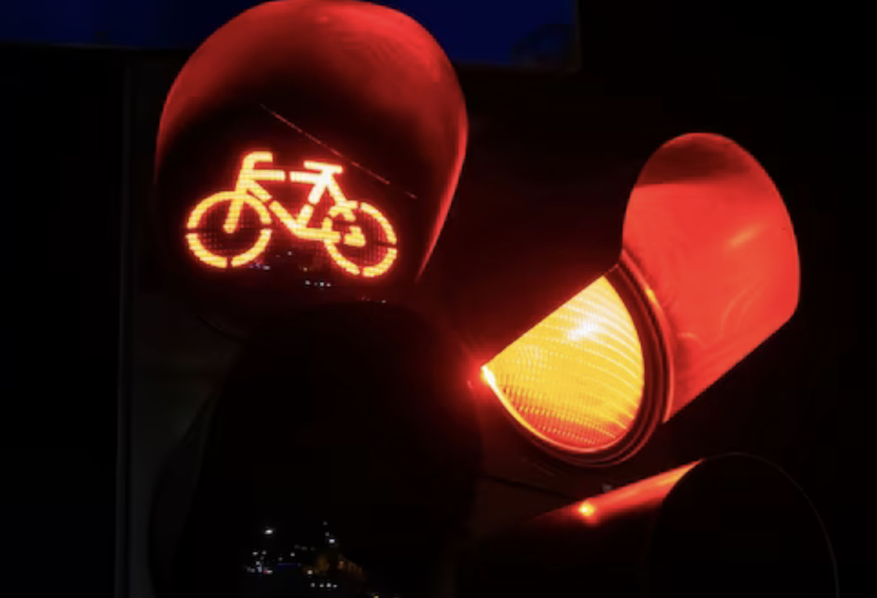 Is It Illegal For Cyclists To Go Through Red Lights?