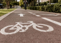 Why Do Cyclists Ignore Cycle Lanes?